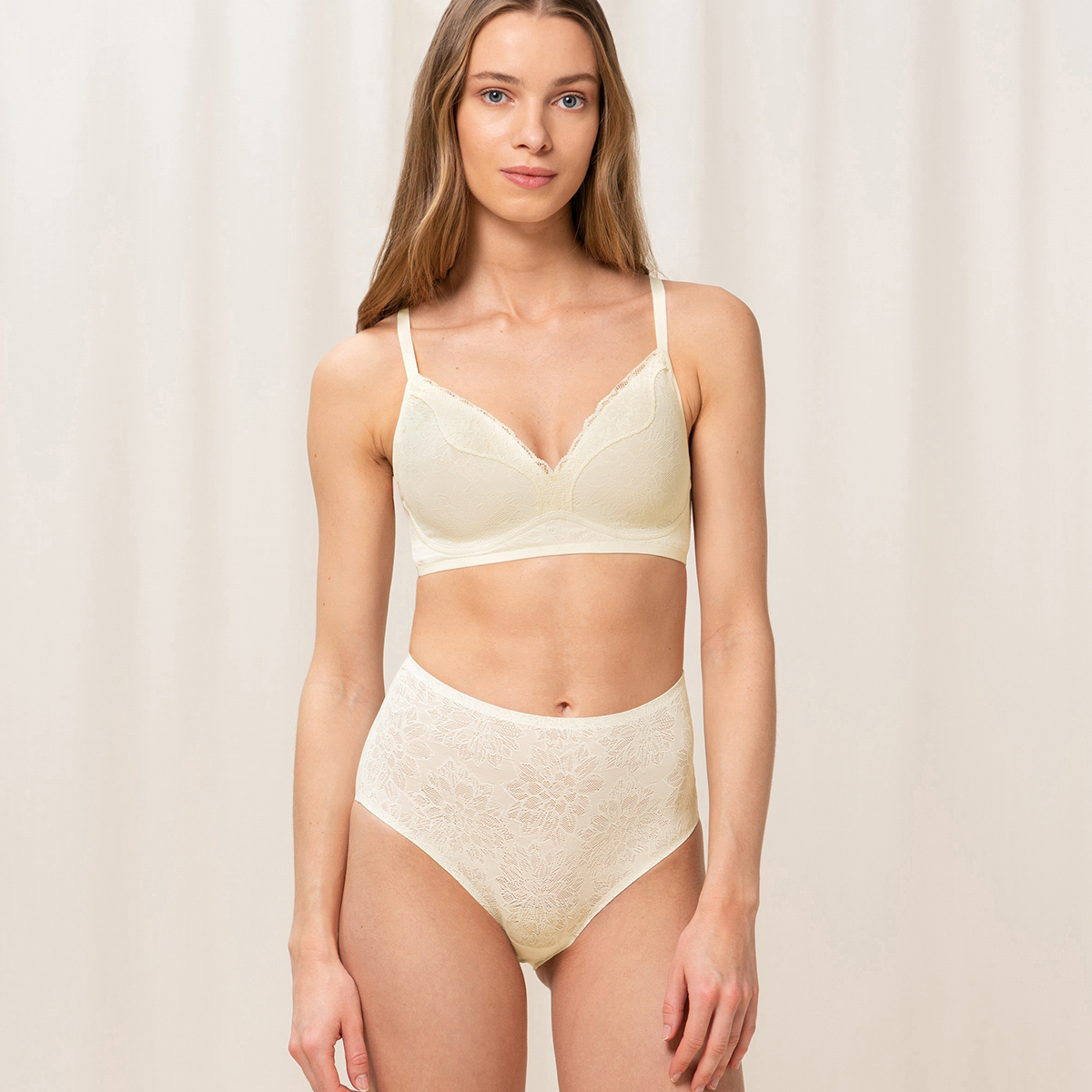 Triumph Fit Smart P01 - Chrysantheme - 10205981-0038