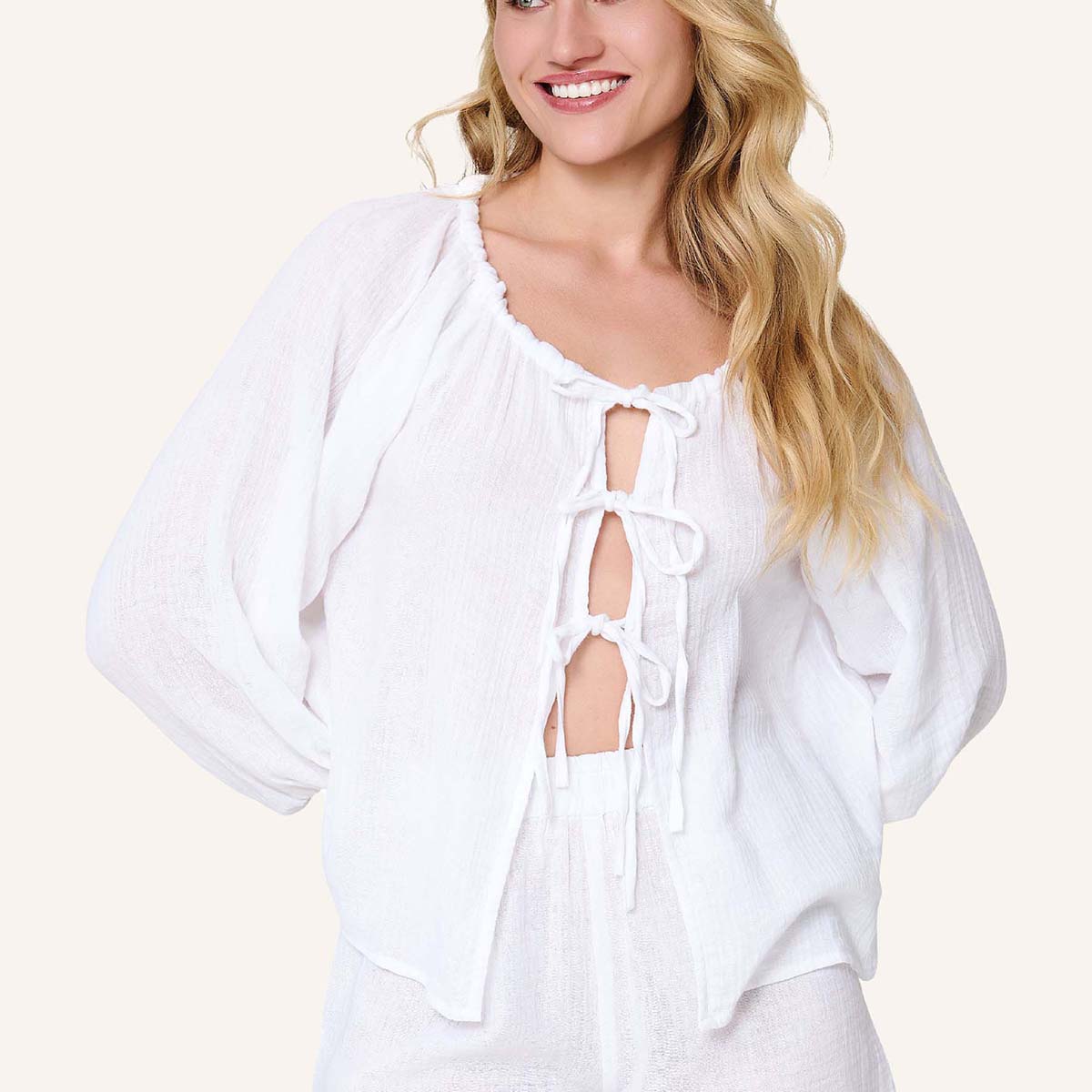 LingaDore Ibiza Vibes t-shirt- og shorts-sæt, hvid - 8223 - 01 - White