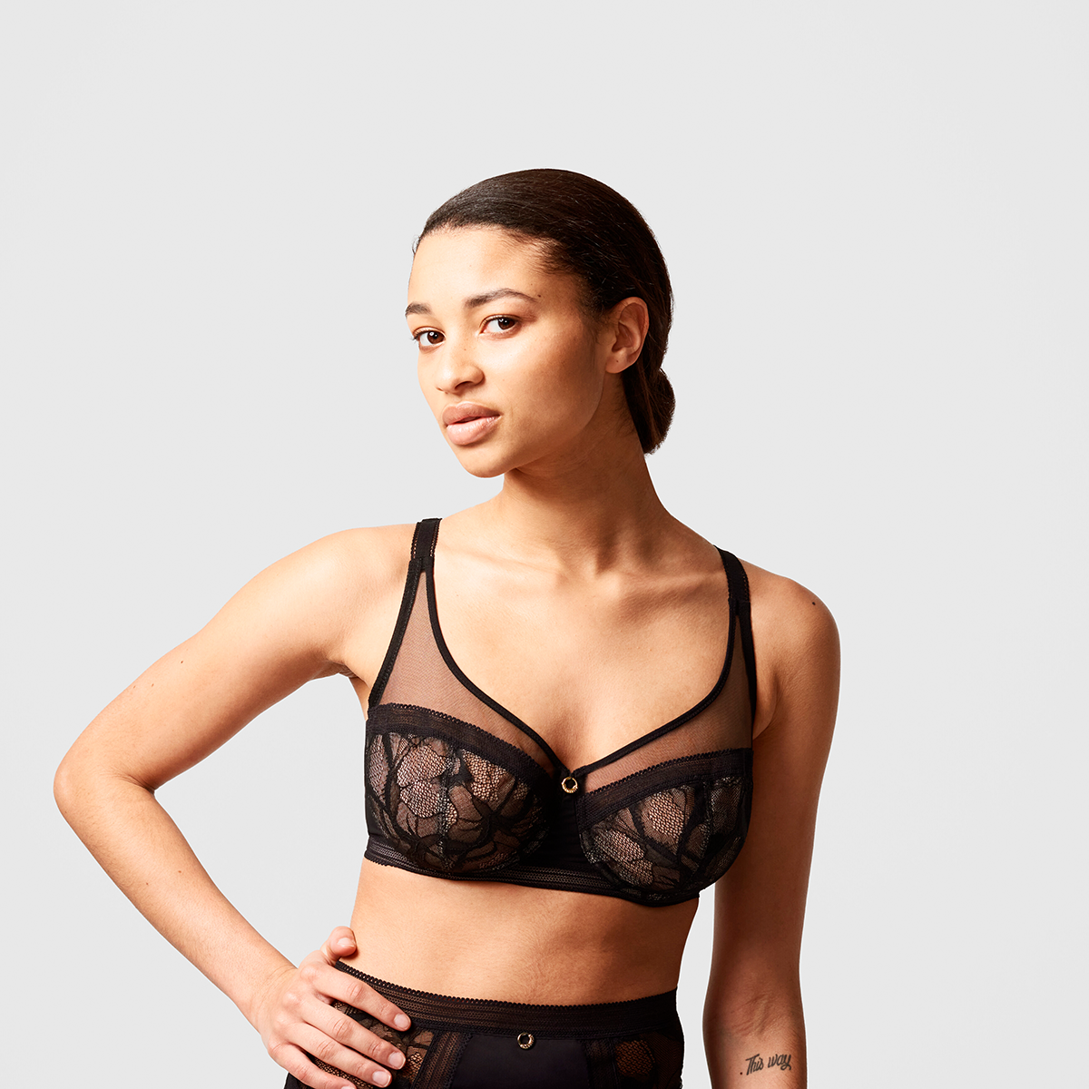 Chantelle True Lace - Black - C11M10-011