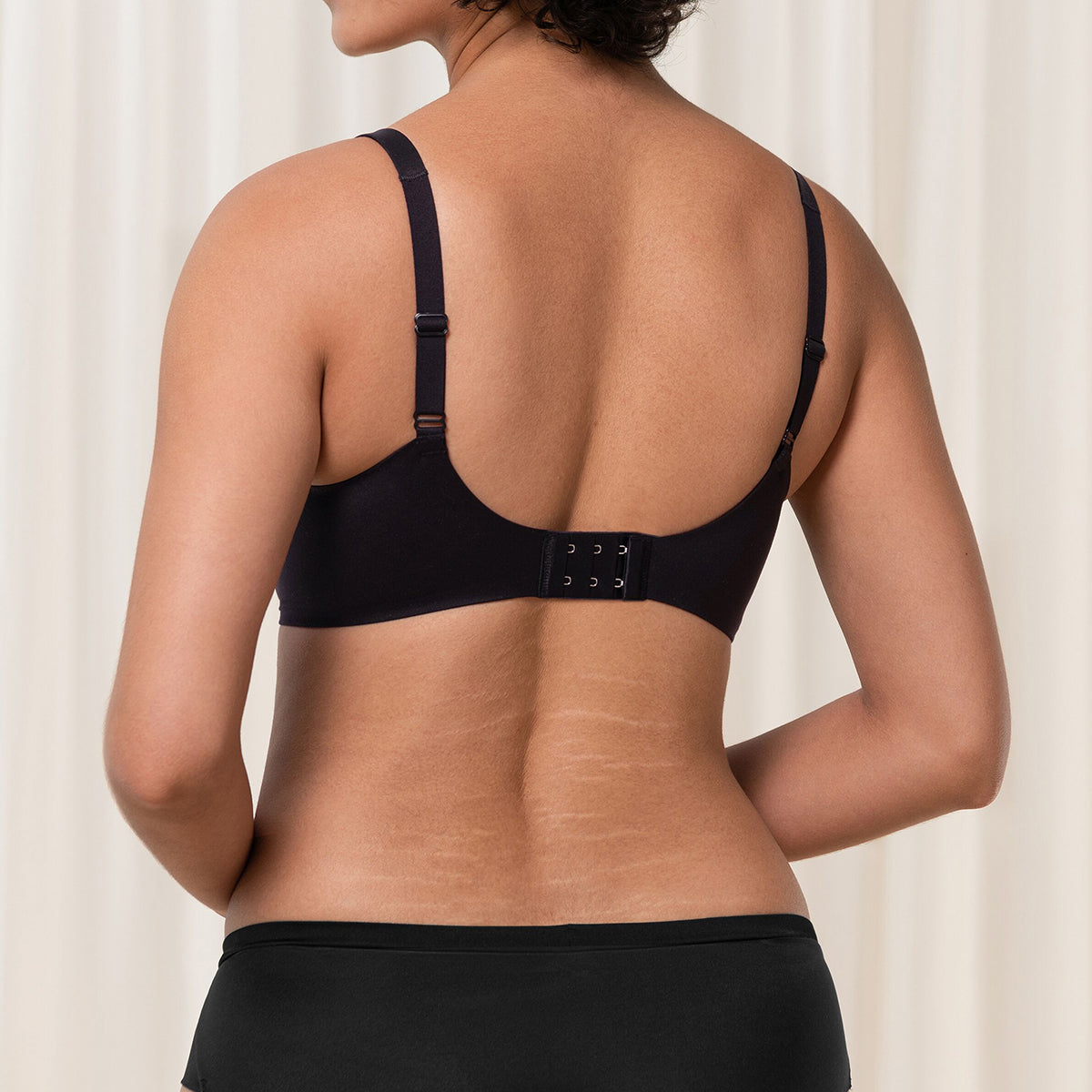 Triumph Body Make-Up Soft Touch WP - Black - 10194318-0004