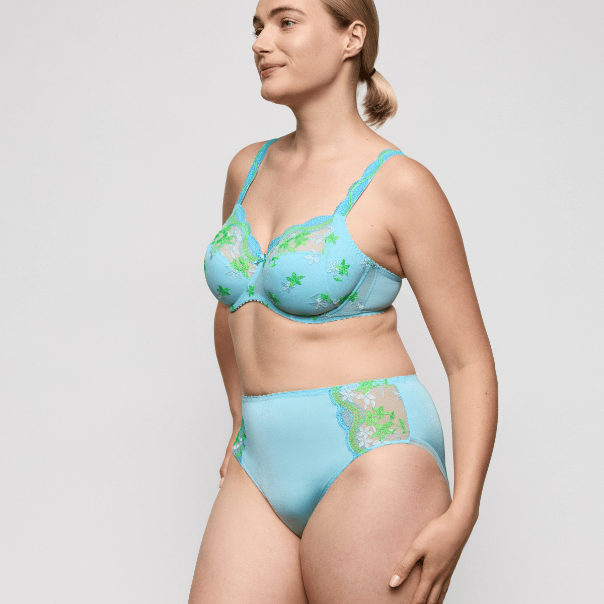 PrimaDonna Cala Luna maxi trusse, lyseblå - 0563541 - IDM - Ice Dream