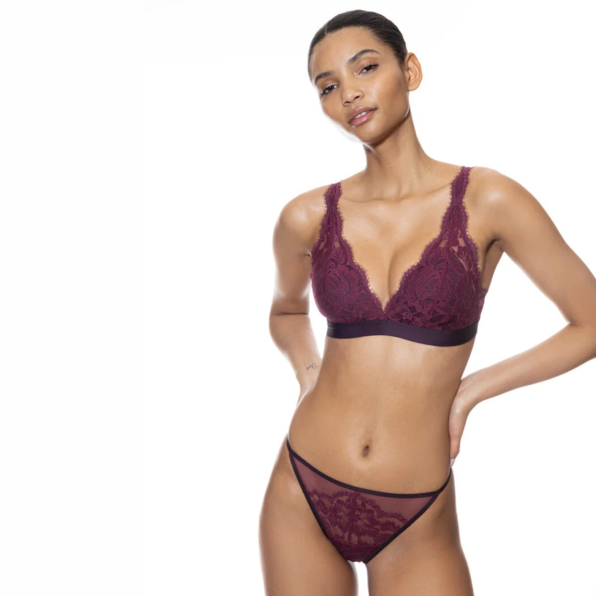 Mey Poetry Vogue - Barbados Cherry - 74233-1125
